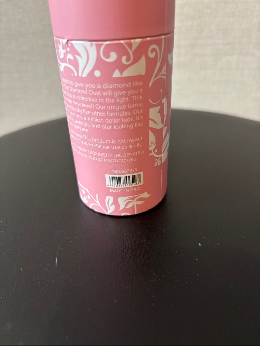 YARA Pink Perfume Body Powder - Picture 2 of 3